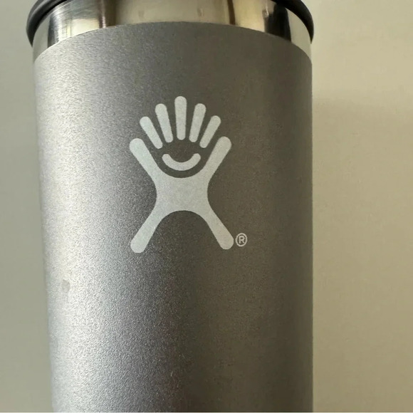 Hydro Flask 20 oz All Around Tumbler with Lid and Straw - Picture 5 of 9